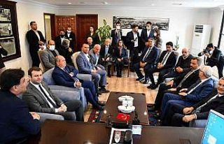 CHP Genel Başkan Yardımcısı Salıcı, Başkan...