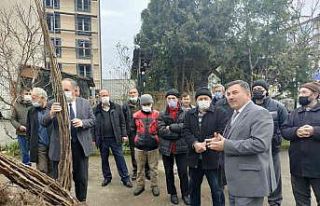 Çiftçilere aşılı Chandler fidanı dağıtıldı