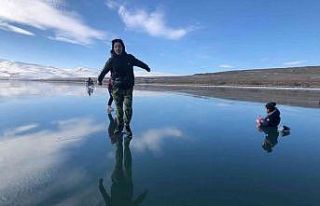 Çıldır Gölü çocukların yeni mekanı oldu