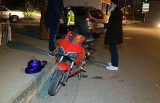 Ciple çarpışan motosiklet sürücü yaralandı