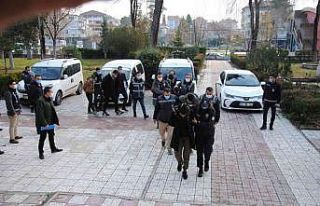 Çivril’de uyuşturucu ticareti yapan 6 şüpheli...