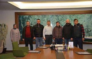 Coğrafi işaret tescil belgesini güveç ustalarına...