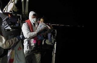 Çoluk çocuk demeden denizin ortasına bıraktılar