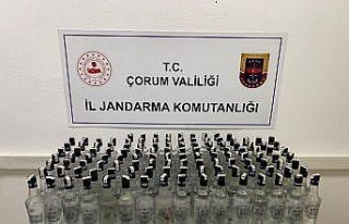 Çorum’da 123 şişe bandrollü sahte rakı ele...