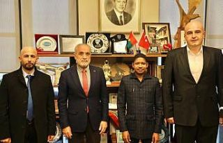 Cumhurbaşkanı Başdanışmanı Topçu, Burkina Faso...