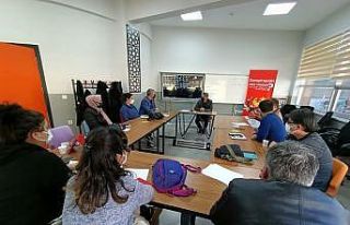 Danışmanım olur musun? eğitimleri devam ediyor