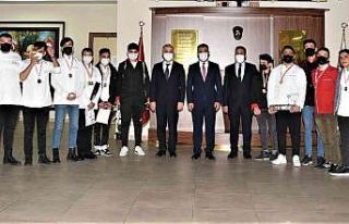Denizlili liseliler 2. Gastro Antalya’dan madalyalarla...