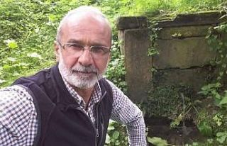 Devrilen traktörünün altında can verdi