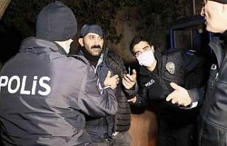 Dini nikahlı karısını otele başkasıyla girdiğini...