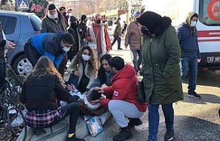 Direksiyon başında epilepsi nöbeti geçiren sürücü...