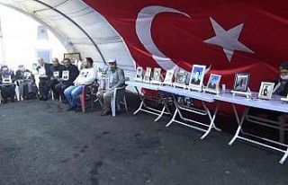 Diyarbakır ailelerinin evlat nöbeti kararlılıkla...