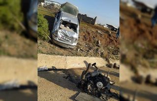 Diyarbakır’da otomobil yol kenarına uçtu: 2 yaralı
