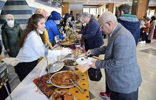 Diyarbakırlı kadınlar unutulan yöresel lezzetleriyle...