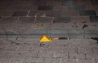 Doğum günü ‘meşalesi’ elinde patladı