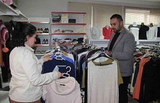 Döşemealtı ‘Sosyal Market’ ihtiyaç sahipleriyle...