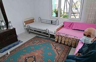 Döşemealtı’nda engelli hastaya sandalye ve yatak...