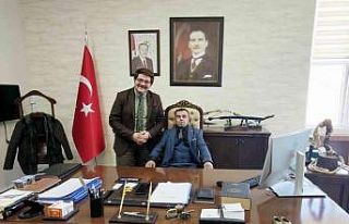 Down sendromlu Kemal, kaymakam koltuğuna oturdu