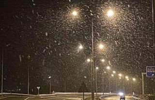 Düzce’de lapa lapa kar yağdı