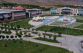 EBYÜ’nün 2022 yılı bütçesi 325 milyon TL olarak...