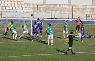 Efeler, 3 puanı 3 golle aldı