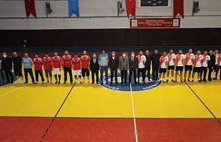 Eğirdir’de futsal heyecanı başladı