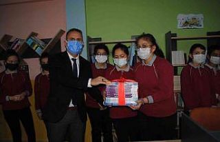 Eğirdir’de okullara kütüphane kuruluyor