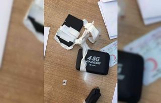 Ehliyet sınavında kopya çekenler yakalandı: 3...