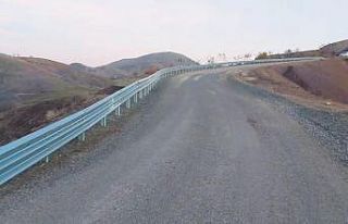 Elazığ İl Özel İdaresi ekipleri çalışmalarını...