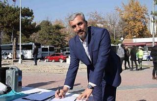 Elazığ’da öğretmenevi yapılması için imza...