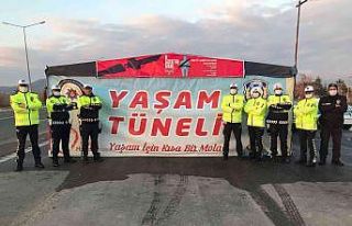 Elazığ’da sürücülere ’Bir Hareketine Bakar...