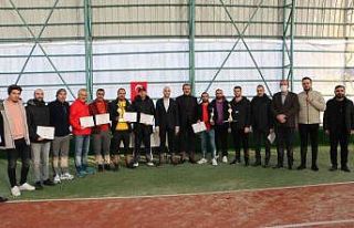 Elazığ’da tenis turnuvası sona erdi