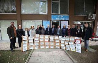 Emekliler Meclisi’nin 100 bininci kitap gururu