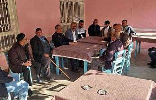 Emniyet Müdürü Ebubekir Fil, vatandaşlarla bir...