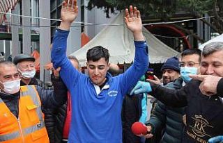 En hızlı hamburger yeme yarışması