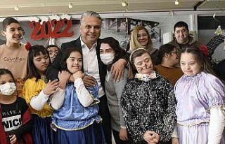 Engelsiz Kafe’de yeni yıl heyecanı