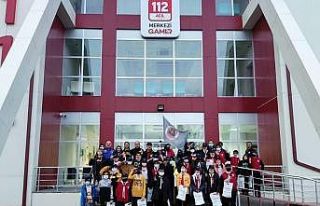 Erzincan’da minik izciler 112 Acil Çağrı Merkezini...