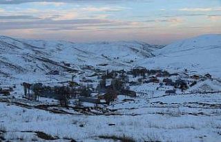 Erzincan’ın yüksek kesimlerinde kar yağışı...