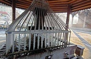 Erzurum eksi 17 dereceyi gördü, şadırvanlar, ağaçlar...