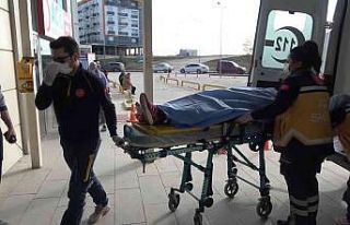 Eşini rahatsız eden kargocuyu sokak ortasında vurdu