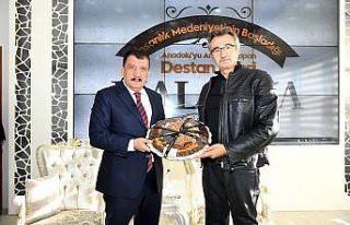 Eski Bakan Tüzmen, Başkan Gürkan’ı ziyaret etti