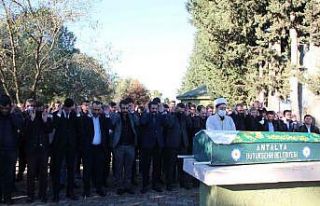 Eski eşi tarafından katledilen kadına son görev