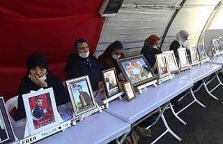 Evlat nöbetindeki gözü yaşlı anneden oğluna...