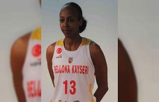 Farhiya Abdi ilk maçına çıktı