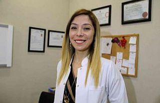 Fizik Tedavi Uzmanı Güçlü: "Aşağı bakarak...