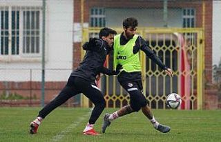 Gaziantep FK, Bursaspor karşısında ilk galibiyetini...