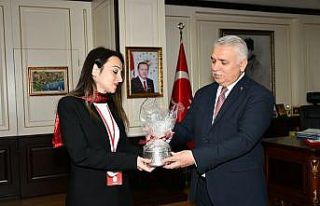 Gaziantep’ten Tekirdağ’a toprak ve Türk Bayrağı