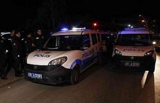 GBT sorgusundan kaçan şüpheliler kovalamaca sonucu...