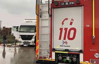 Gebze’de tırda çıkan yangın korkuttu