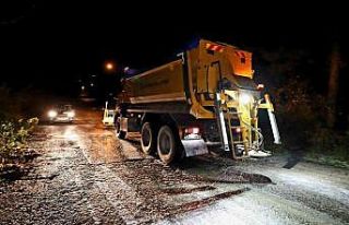 Gece boyunca buzlanmaya karşı tuzlama