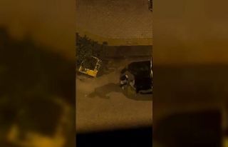 Gece yarısı kendi kendine boks maçı